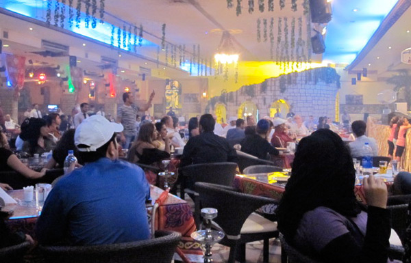 Dubai-Cafe600