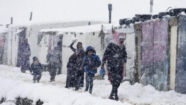 وكالات الاغاثة تستبعد نقل اللاجئين السوريين من مناطق ضربتها عاصفة