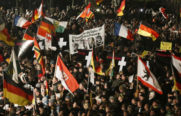 Pegida600