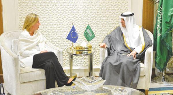وزير الخارجية السعودي لدى اجتماعه مع الممثلة العليا للاتحاد الأوروبي في الرياض